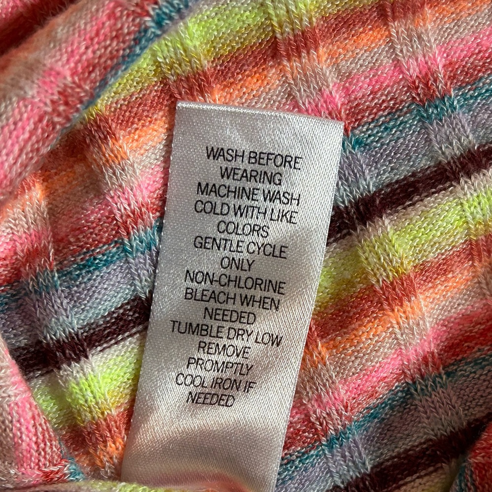 NWOT SO Kohls Striped Ruffle Hem Knit Cropped Top Colorful Size Large - Picture 6 of 8